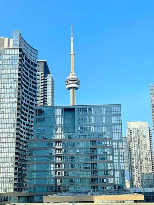 Stunning Luxurious Lakeview Condo By Cn Tower 多伦多 外观 照片